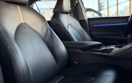 Toyota Camry, 2019 год, 2 999 000 рублей, 13 фотография