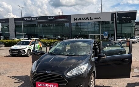 Ford Fiesta, 2015 год, 525 000 рублей, 2 фотография
