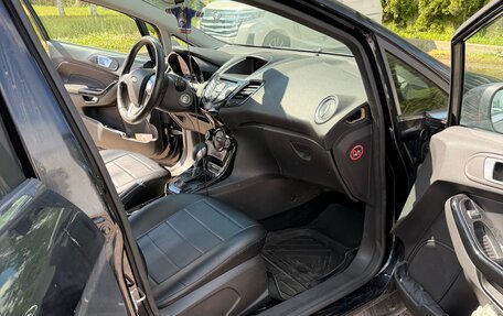 Ford Fiesta, 2015 год, 525 000 рублей, 6 фотография