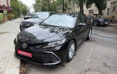 Toyota Camry, 2021 год, 2 750 000 рублей, 1 фотография