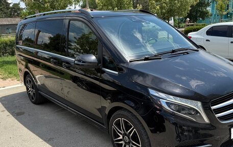 Mercedes-Benz V-Класс, 2018 год, 5 000 000 рублей, 3 фотография