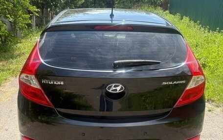 Hyundai Solaris II рестайлинг, 2013 год, 770 000 рублей, 2 фотография