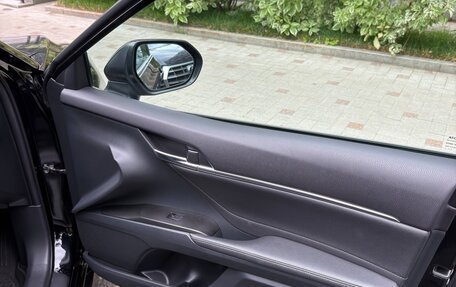 Toyota Camry, 2021 год, 2 750 000 рублей, 8 фотография