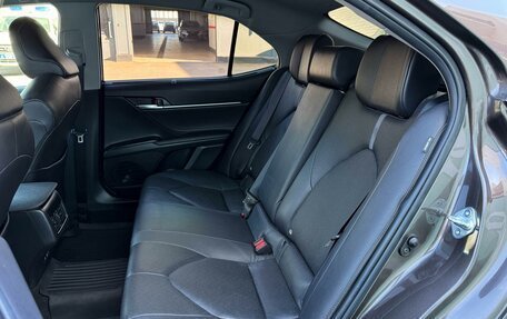 Toyota Camry, 2021 год, 3 099 000 рублей, 9 фотография