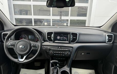 KIA Sportage IV рестайлинг, 2018 год, 2 107 000 рублей, 12 фотография