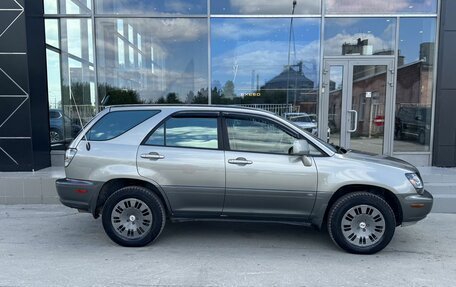 Lexus RX IV рестайлинг, 2001 год, 830 000 рублей, 4 фотография