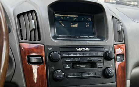 Lexus RX IV рестайлинг, 2001 год, 830 000 рублей, 17 фотография