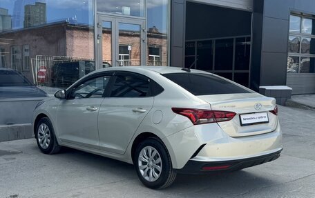 Hyundai Solaris II рестайлинг, 2020 год, 1 390 000 рублей, 5 фотография