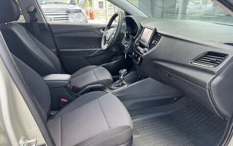 Hyundai Solaris II рестайлинг, 2020 год, 1 390 000 рублей, 10 фотография