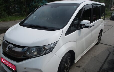 Honda Stepwgn IV, 2015 год, 1 795 000 рублей, 1 фотография