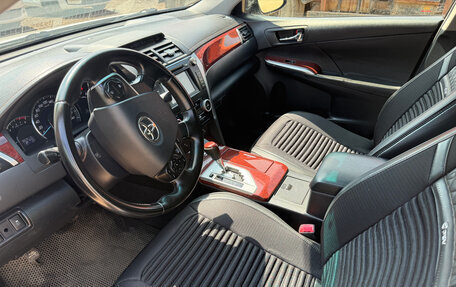 Toyota Camry, 2013 год, 1 160 000 рублей, 4 фотография