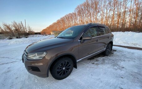 Volkswagen Touareg III, 2011 год, 1 650 000 рублей, 1 фотография