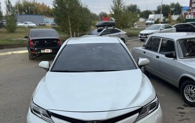 Toyota Camry, 2018 год, 2 400 000 рублей, 1 фотография