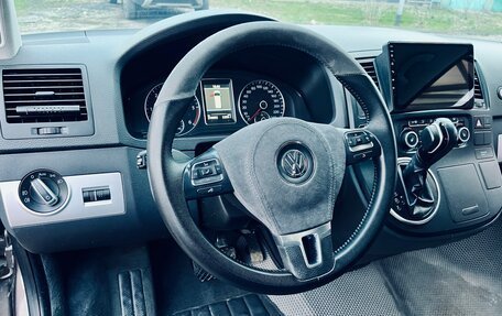 Volkswagen Multivan T5, 2012 год, 2 400 000 рублей, 4 фотография