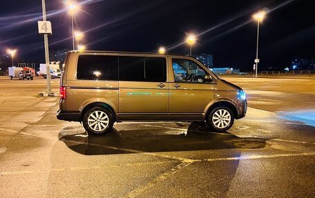 Volkswagen Multivan T5, 2012 год, 2 400 000 рублей, 3 фотография