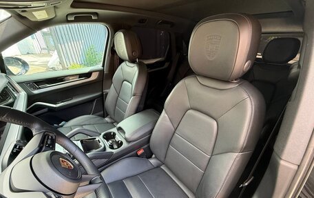 Porsche Cayenne III, 2023 год, 16 990 000 рублей, 10 фотография