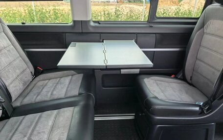 Volkswagen Multivan T6 рестайлинг, 2020 год, 6 500 000 рублей, 8 фотография
