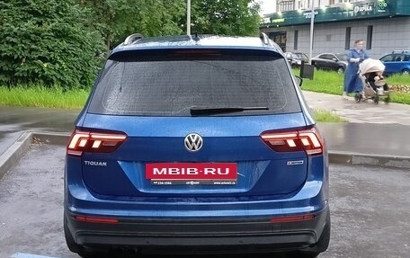 Volkswagen Tiguan II, 2019 год, 2 450 000 рублей, 4 фотография