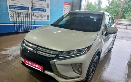 Mitsubishi Eclipse Cross, 2020 год, 1 750 000 рублей, 4 фотография