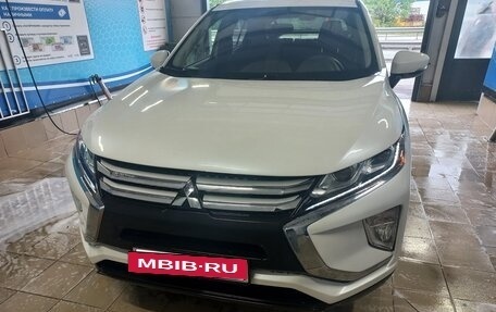 Mitsubishi Eclipse Cross, 2020 год, 1 750 000 рублей, 2 фотография
