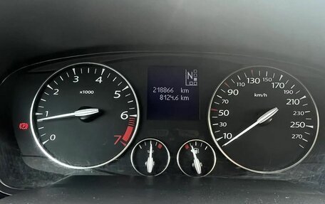 Renault Latitude I, 2011 год, 633 000 рублей, 3 фотография
