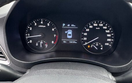 Hyundai Solaris II рестайлинг, 2018 год, 1 250 000 рублей, 9 фотография