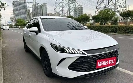 BYD Qin, 2025 год, 1 600 000 рублей, 3 фотография