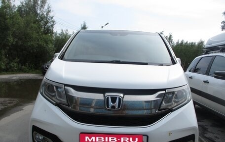 Honda Stepwgn IV, 2015 год, 1 795 000 рублей, 3 фотография