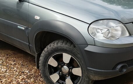 Chevrolet Niva I рестайлинг, 2013 год, 600 000 рублей, 4 фотография
