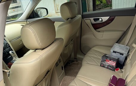 Infiniti FX II, 2012 год, 2 100 000 рублей, 6 фотография