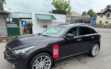 Infiniti FX II, 2012 год, 2 100 000 рублей, 9 фотография