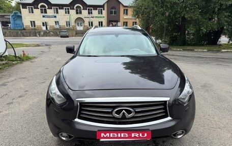 Infiniti FX II, 2012 год, 2 100 000 рублей, 10 фотография