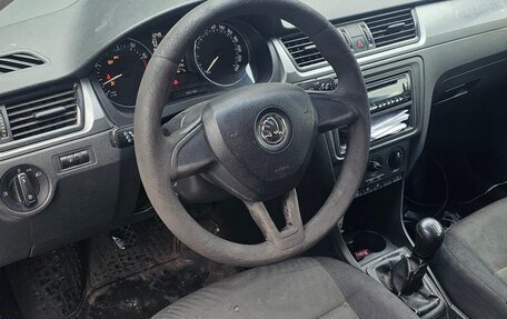 Skoda Rapid I, 2016 год, 305 000 рублей, 10 фотография