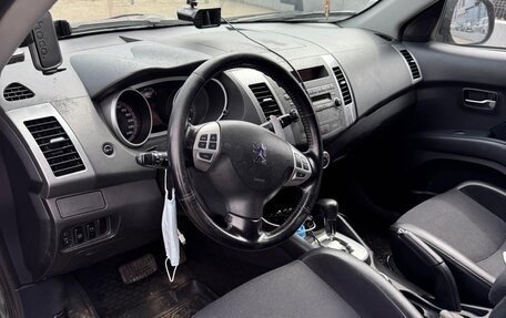 Peugeot 4007, 2009 год, 700 000 рублей, 10 фотография