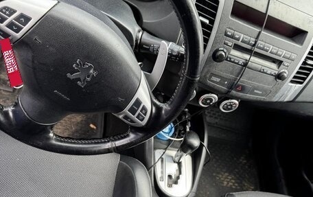 Peugeot 4007, 2009 год, 700 000 рублей, 9 фотография