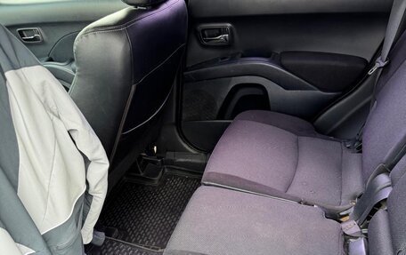 Peugeot 4007, 2009 год, 700 000 рублей, 16 фотография