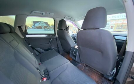 Volkswagen Touareg III, 2011 год, 1 650 000 рублей, 6 фотография