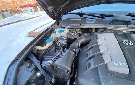 Volkswagen Touareg III, 2011 год, 1 650 000 рублей, 20 фотография