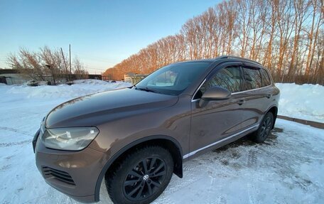 Volkswagen Touareg III, 2011 год, 1 650 000 рублей, 16 фотография