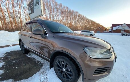 Volkswagen Touareg III, 2011 год, 1 650 000 рублей, 13 фотография