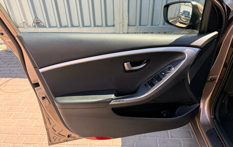 Hyundai i30 II рестайлинг, 2012 год, 920 000 рублей, 14 фотография