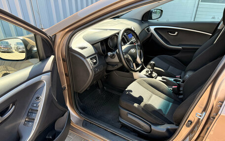 Hyundai i30 II рестайлинг, 2012 год, 920 000 рублей, 15 фотография