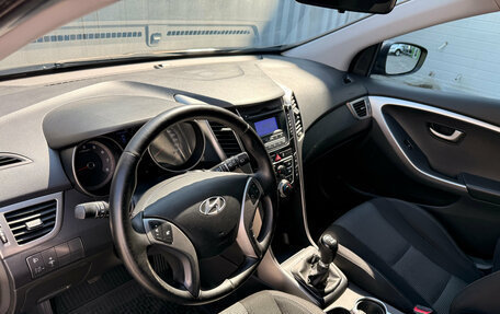 Hyundai i30 II рестайлинг, 2012 год, 920 000 рублей, 16 фотография