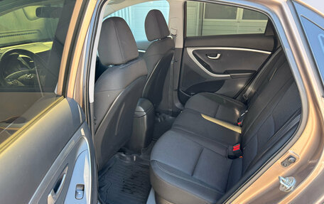 Hyundai i30 II рестайлинг, 2012 год, 920 000 рублей, 17 фотография