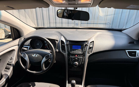 Hyundai i30 II рестайлинг, 2012 год, 920 000 рублей, 18 фотография