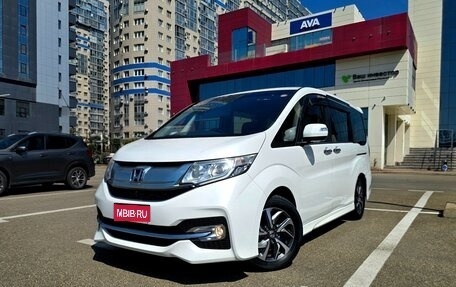 Honda Stepwgn IV, 2015 год, 1 490 000 рублей, 1 фотография