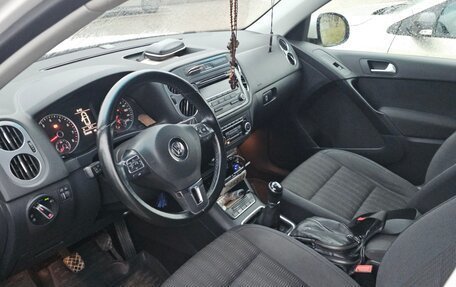 Volkswagen Tiguan I, 2011 год, 1 099 000 рублей, 2 фотография