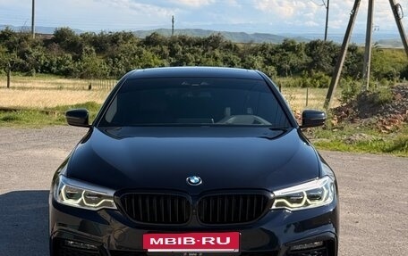 BMW 5 серия, 2019 год, 2 400 000 рублей, 5 фотография