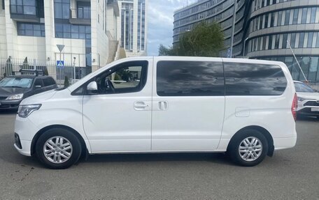 Hyundai H-1 II рестайлинг, 2019 год, 2 550 000 рублей, 3 фотография