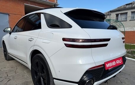 Genesis GV70, 2021 год, 4 990 000 рублей, 7 фотография
